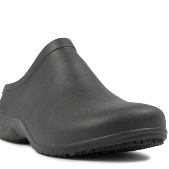 bogs clogs